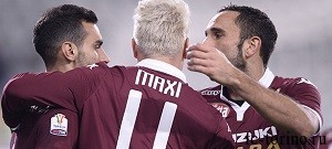 foto Fabio Ferrari - LaPresse 01/12/2015 Torino ( Italia )  sport Torino Fc - Cesena Coppa Italia 2015-2016 Sedicesimi di Finale - Stadio Olimpico di Torino . nella foto:Maxi Lopez  Maximiliano Gaston ( Torino Fc ) esultanza rete 3-0 photo Fabio Ferrari - LaPresse 01 December 2015 Turin ( Italy )  sport Torino - Cesena Italy Tim Cup 2015-2016 Olympic Stadium of Turin in the pic:Maxi Lopez  Maximiliano Gaston ( Torino Fc )celebrates